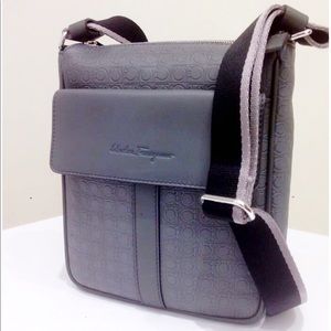 Salvatore Ferragamo Pebble Messenger Bag